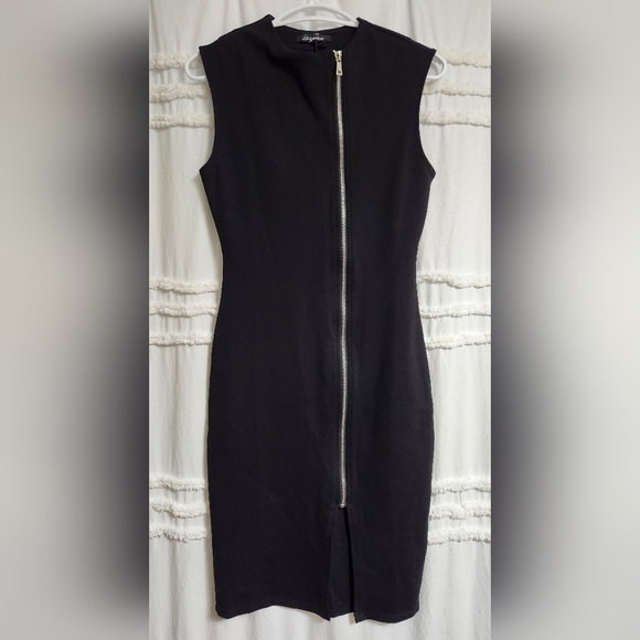 Shinestar Dresses & Skirts - Bnwt, Elegant Black Off Centered Zip-Front Dress.